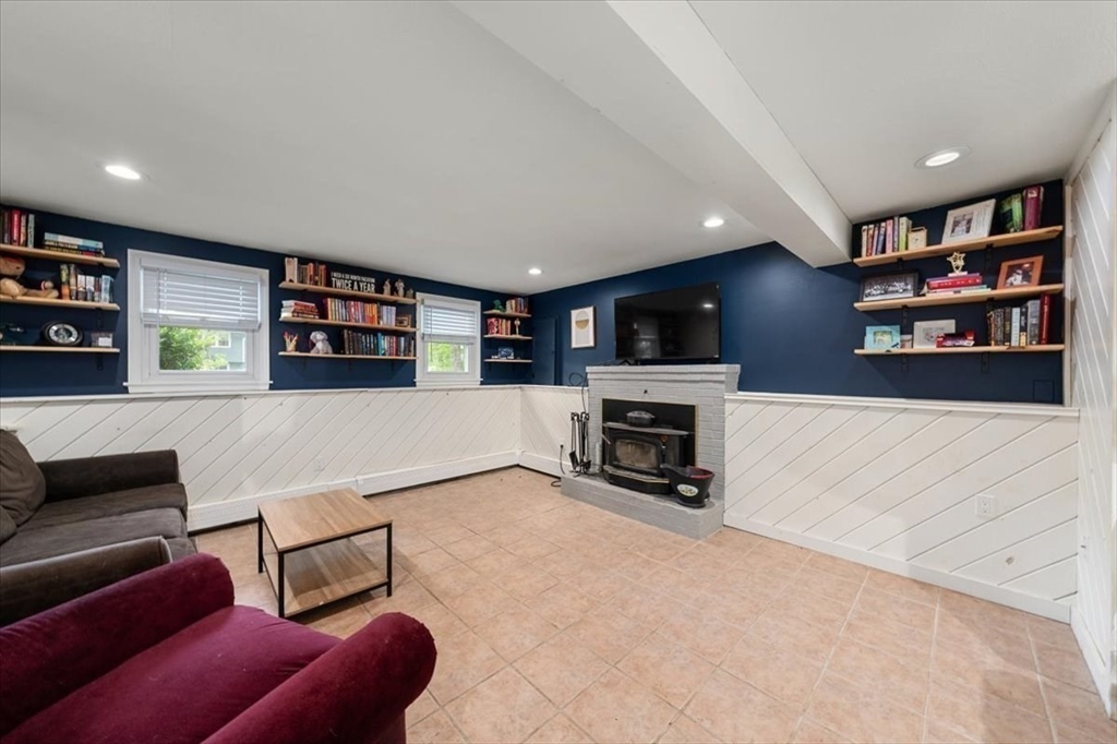 14 Bradford Road Milford, MA 01757 - Photo 11 of 23 Gallery Image 11