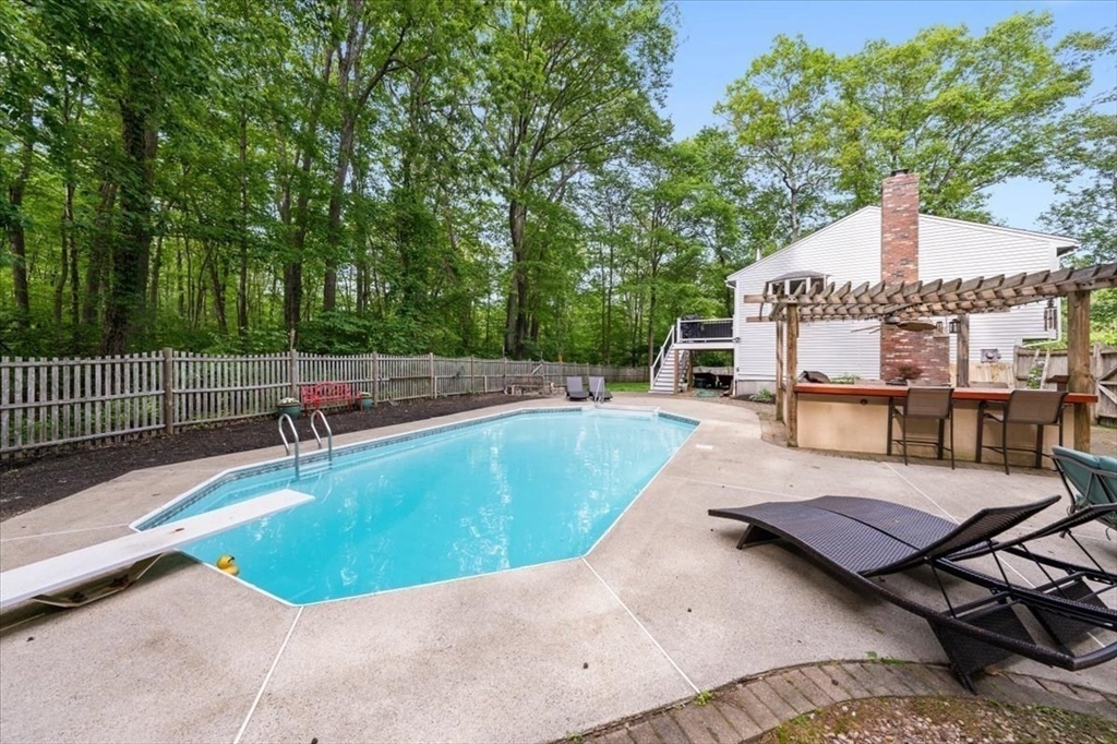 14 Bradford Road Milford, MA 01757 - Photo 15 of 23 Gallery Image 15