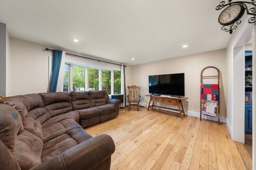 14 Bradford Road Milford, MA 01757 - Photo 3 of 23 Gallery Image 3