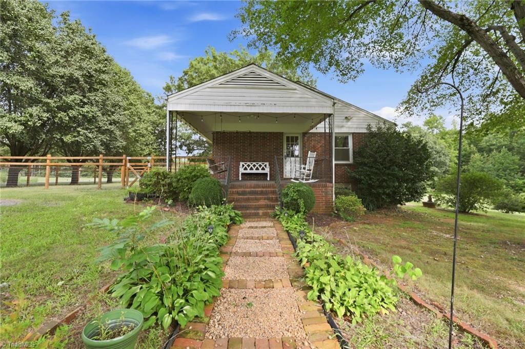 216 Underwood Road Elon, NC 27244 - Photo 2 of 20 Gallery Image 2