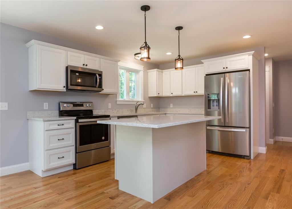 7 Stratton Woods Lane Cumberland Center, ME 04021 - Photo 8 of 35 Stunning kitchen with large center...