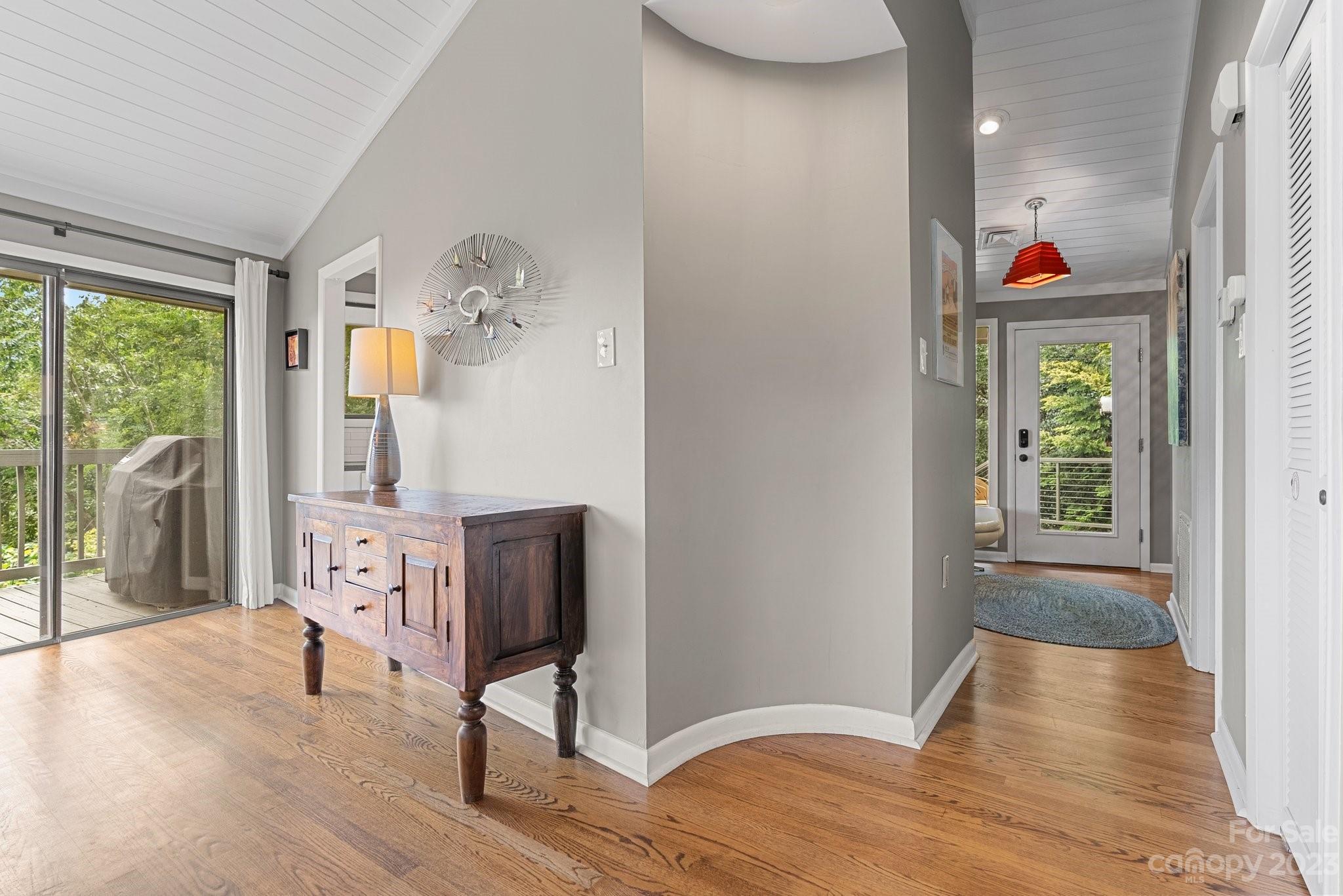 98 Westminster Road Montreat, NC 28711 - Photo 6 of 37 a living room with furniture and a window