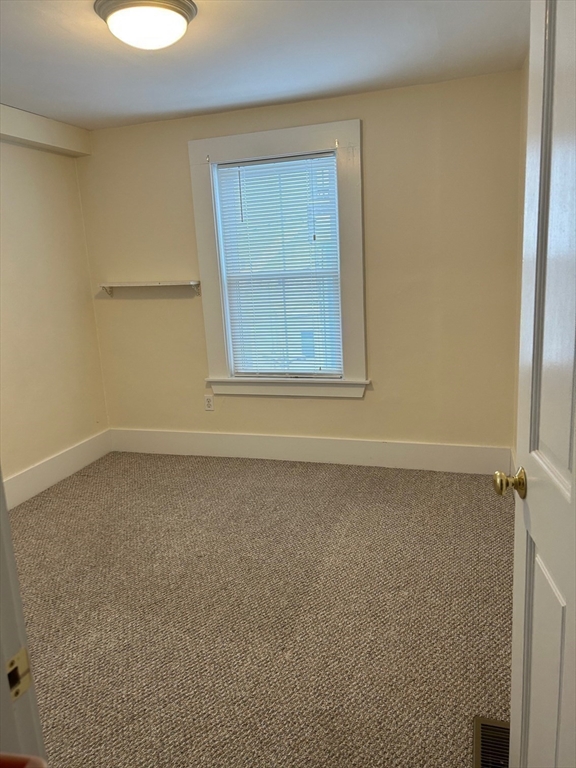 4 Riggs Street, Unit 1 Gloucester, MA 01930 - Photo 12 of 17