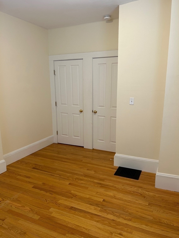 4 Riggs Street, Unit 1 Gloucester, MA 01930 - Photo 10 of 17