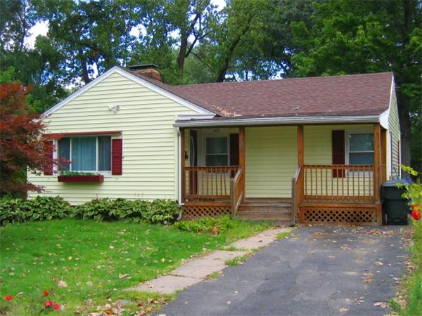 190 Lexington Street Springfield, MA 01104 - Photo 1 of 16 Gallery Image 1