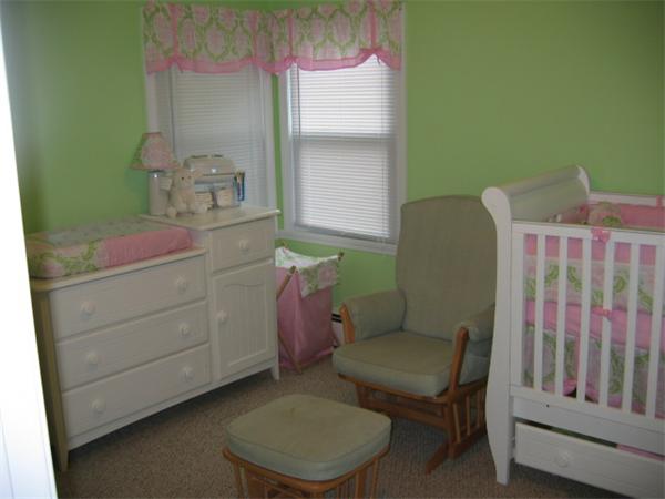 190 Lexington Street Springfield, MA 01104 - Photo 11 of 16 Gallery Image 11