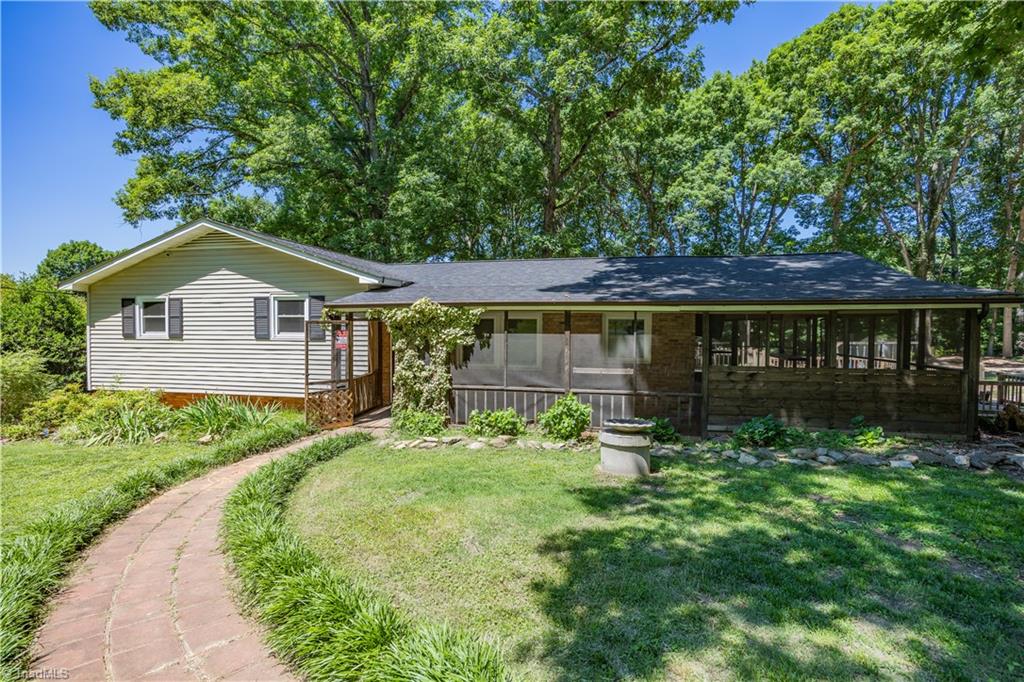 267 Henry Road Asheboro, NC 27205 - Photo 3 of 35