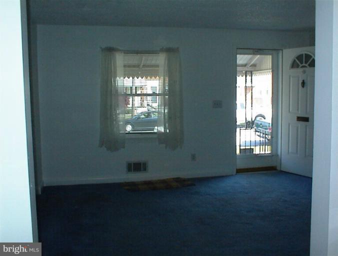 2151 Graythorn Road Middle River, MD 21220 - Photo 3 of 22 Living Room
