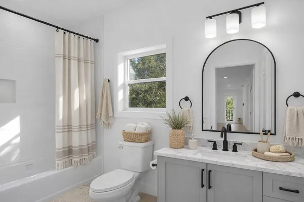 $1,199,000 | 1547 Gardenia Lane, Big Pine Key, FL 33043