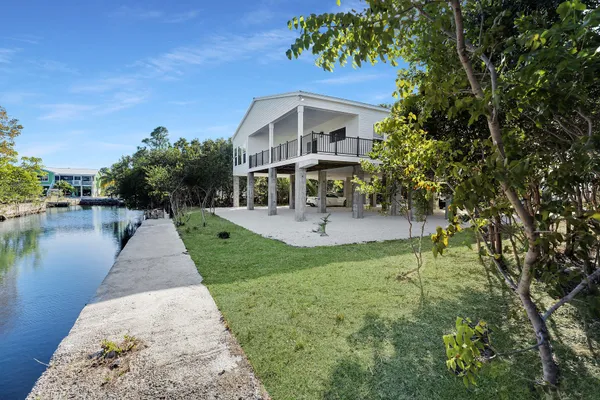 $1,199,000 | 1547 Gardenia Lane, Big Pine Key, FL 33043