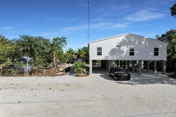 $1,199,000 | 1547 Gardenia Lane, Big Pine Key, FL 33043