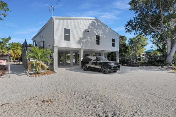 $1,199,000 | 1547 Gardenia Lane, Big Pine Key, FL 33043