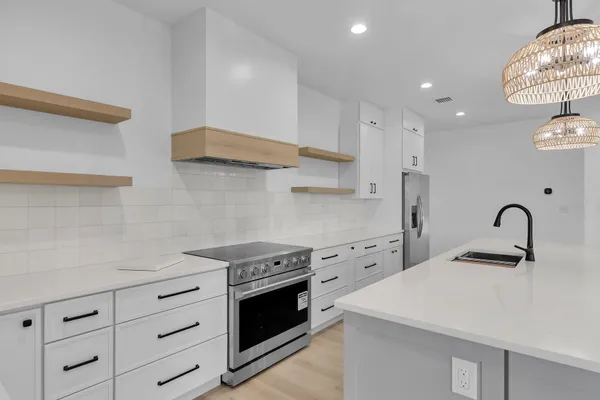 $1,199,000 | 1547 Gardenia Lane, Big Pine Key, FL 33043