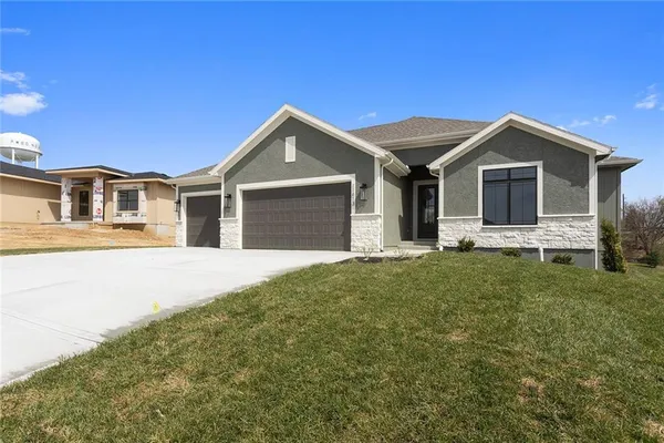$595,000 | 11413 Rye Drive, Kearney, MO 64060