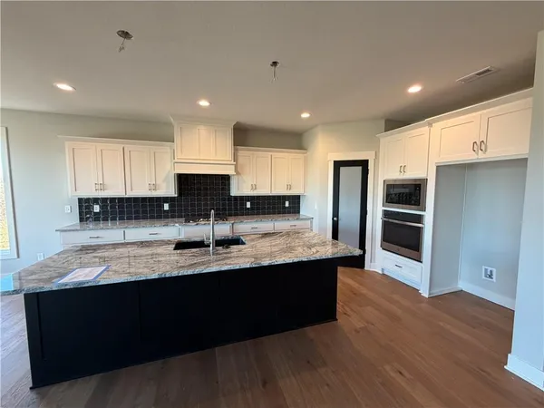 $595,000 | 11413 Rye Drive, Kearney, MO 64060