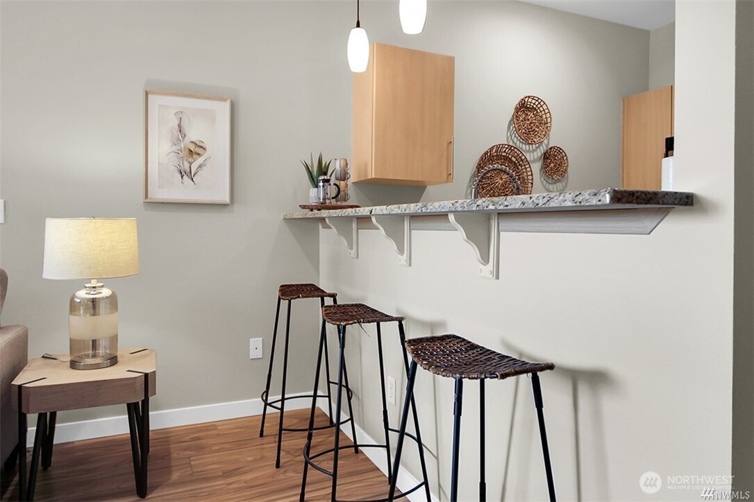 424 North 85th Street, Unit 406 Seattle, WA 98103 - Photo 14 of 34