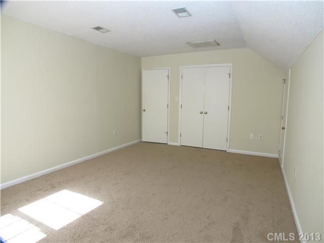 7123 Reedy Creek Road Charlotte, NC 28215 - Photo 14 of 15