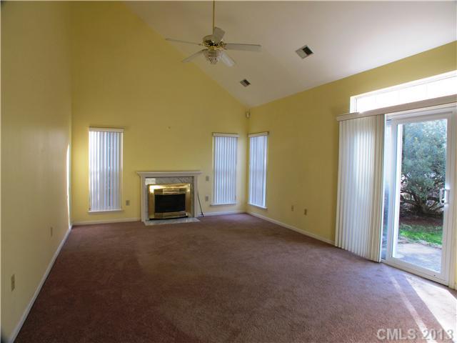 7123 Reedy Creek Road Charlotte, NC 28215 - Photo 9 of 15