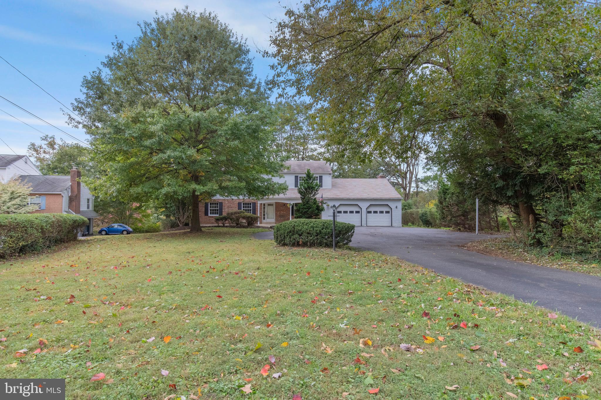 348 South Old Middletown Road Media, PA 19063 - Photo 2 of 42 Long Driveway