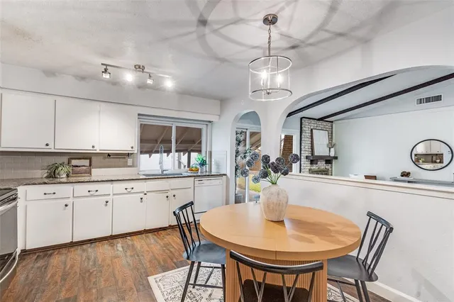 $330,000 | 626 Shadyglen Drive, Allen, TX 75002