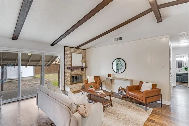 $330,000 | 626 Shadyglen Drive, Allen, TX 75002