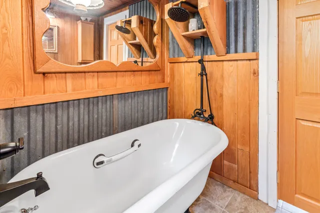 $399,900 | 160 Highway 35, Alma, WI 54610