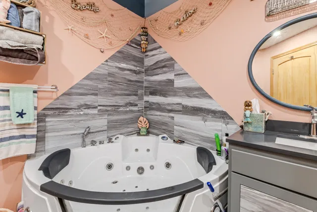 $399,900 | 160 Highway 35, Alma, WI 54610