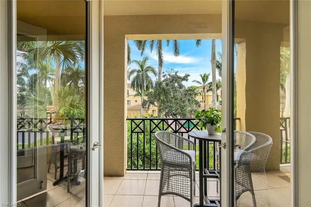 $17,000 | 2855 Tiburon Boulevard East, Unit 102, Naples, FL 34109