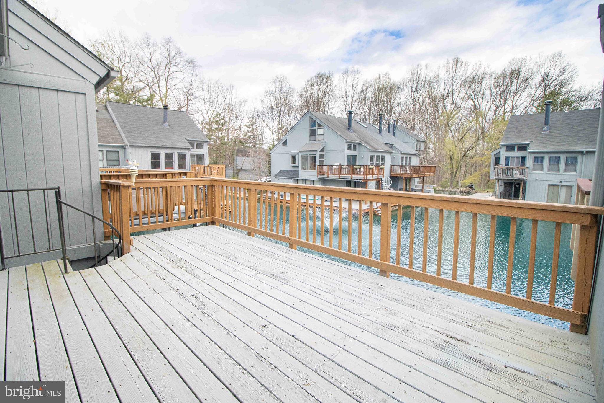 11162 Glade Drive Reston, VA 20191 - Photo 15 of 39 Upper deck with spiral staircase
