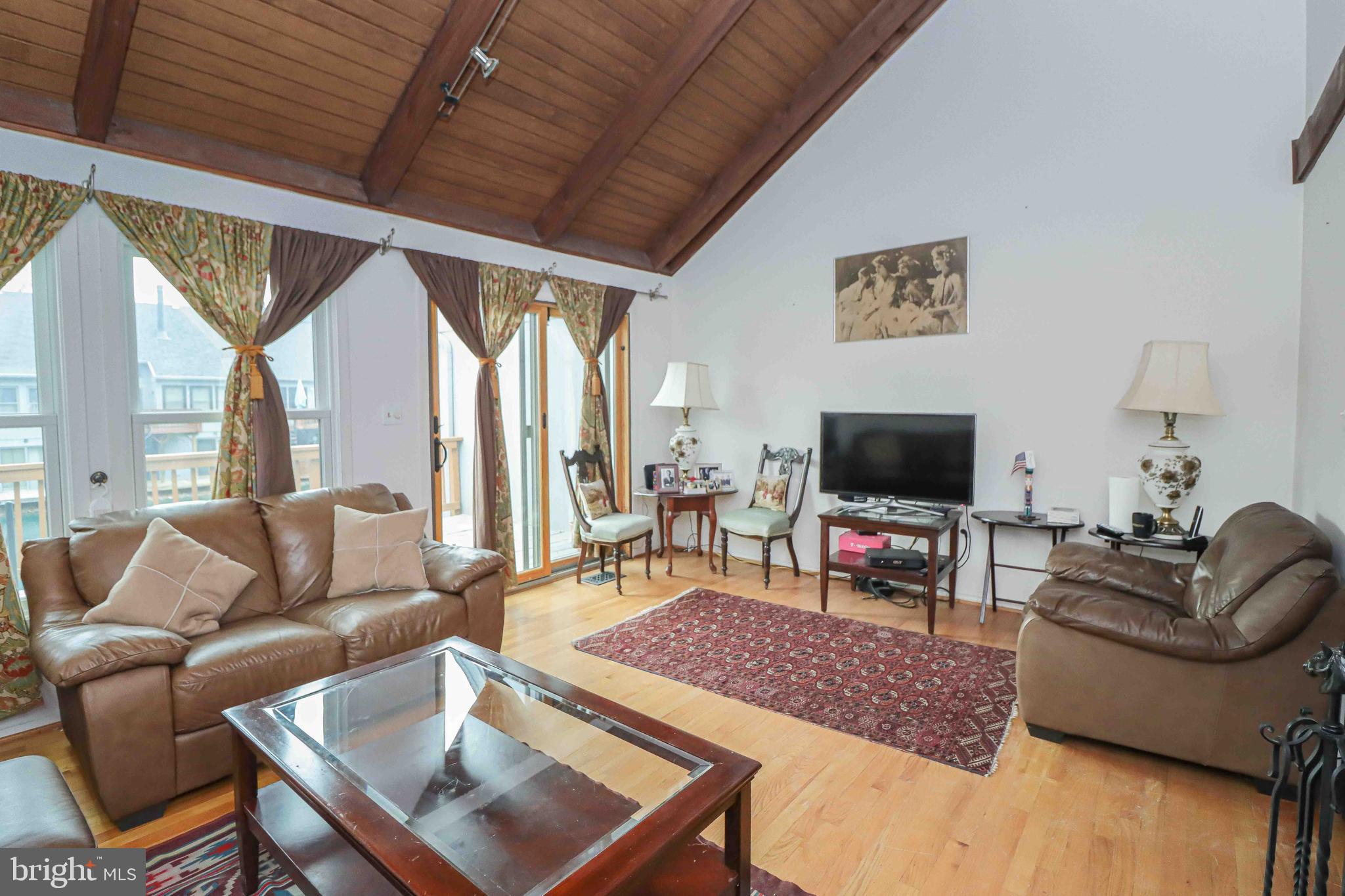 11162 Glade Drive Reston, VA 20191 - Photo 22 of 39