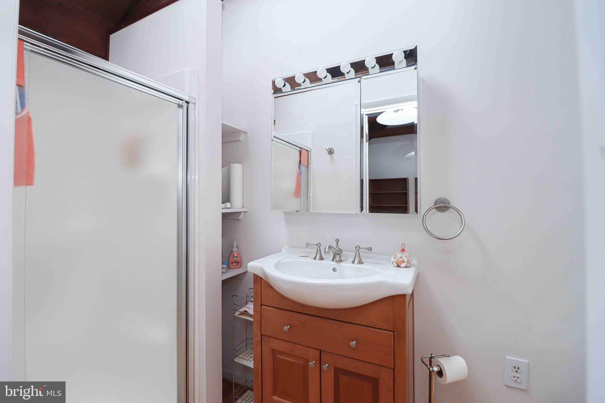 11162 Glade Drive Reston, VA 20191 - Photo 26 of 39