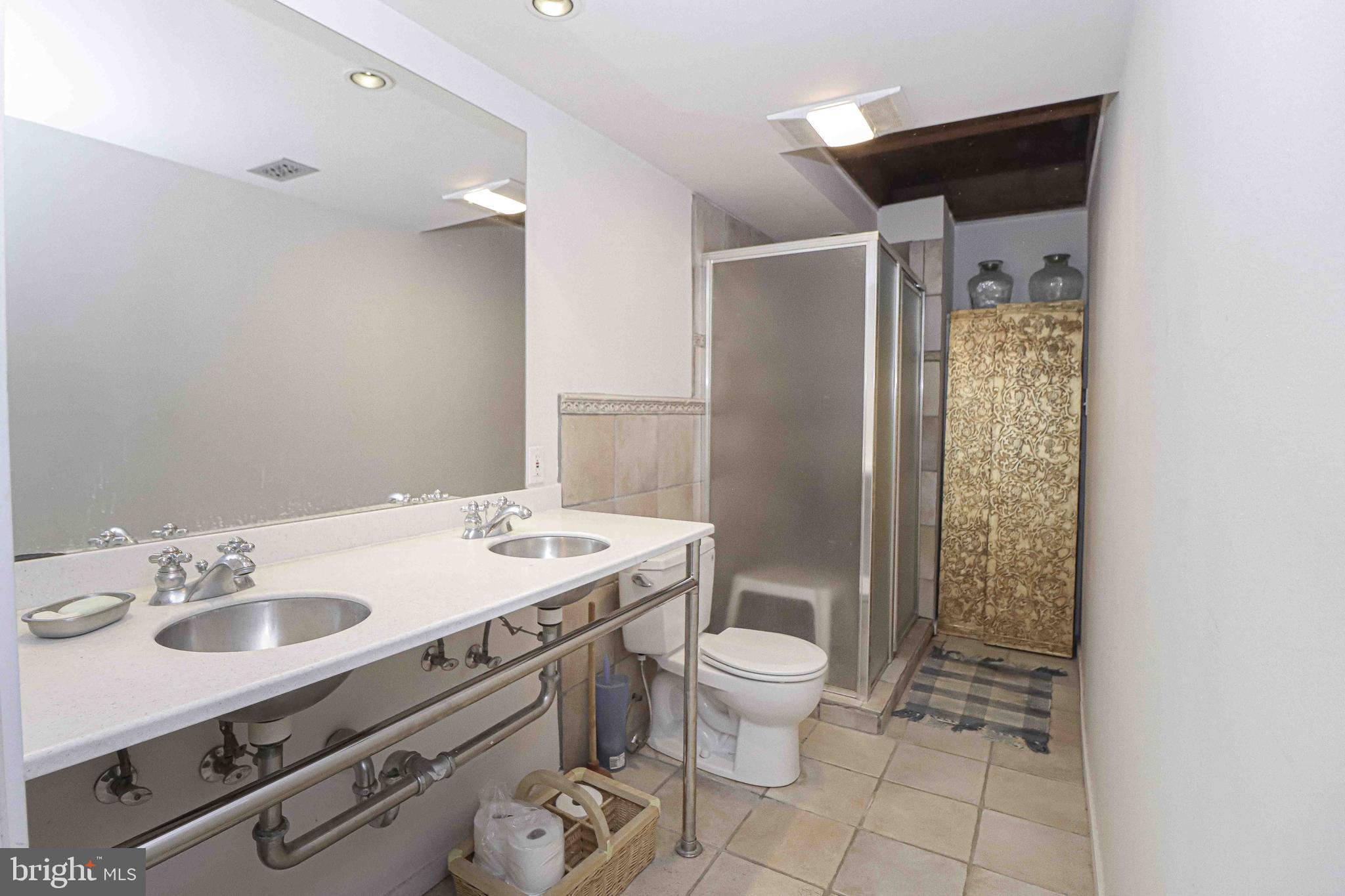 11162 Glade Drive Reston, VA 20191 - Photo 33 of 39 Bath Room w shower