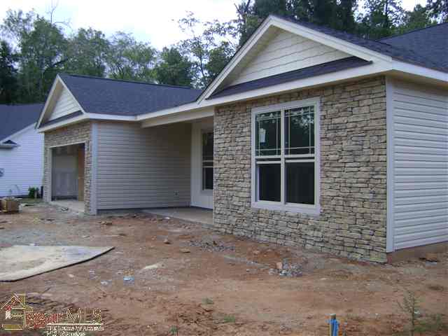 176 Midwood Road Travelers Rest, SC 29690 - Photo 3 of 6 Gallery Image 3