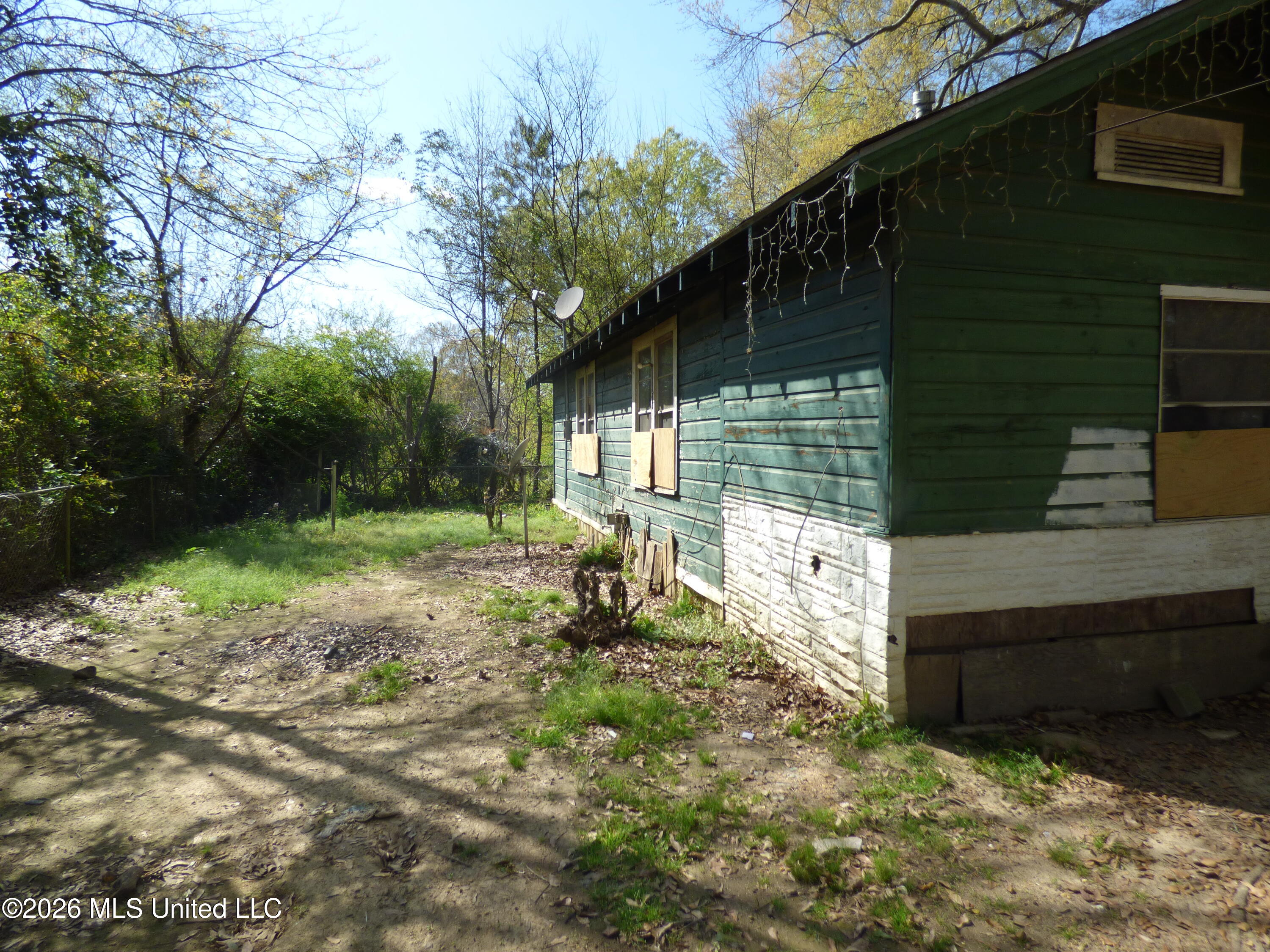 119 Williams Street Hazlehurst, MS 39083 - Photo 7 of 16 P1340328