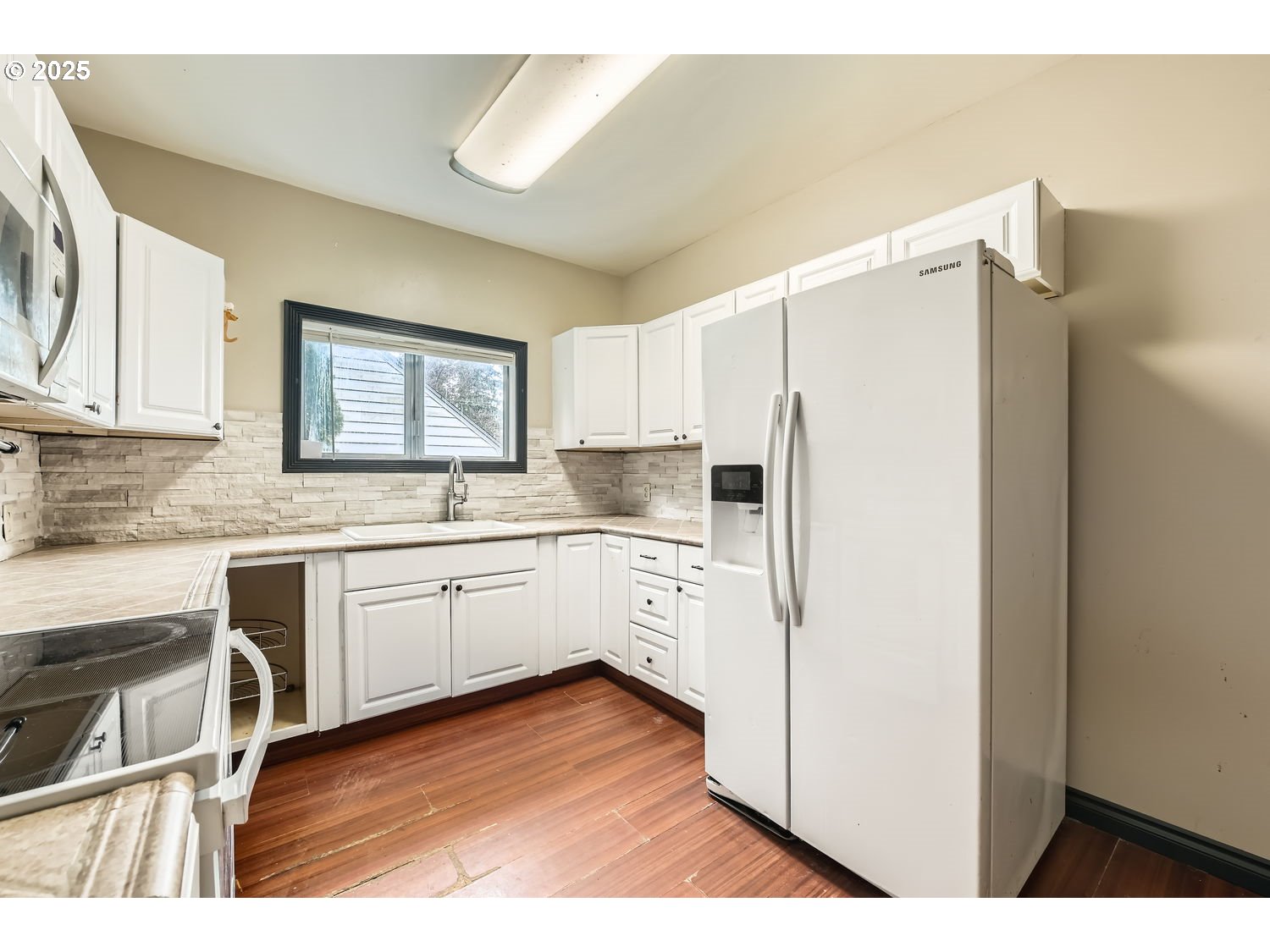 355 Northeast 35th Avenue Camas, WA 98607 - Photo 10 of 36 Kitchen