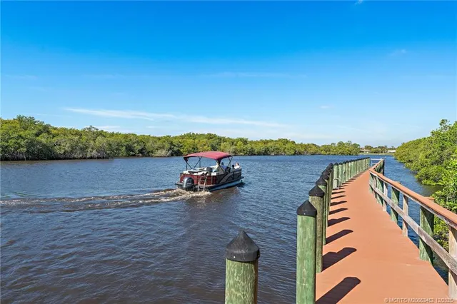 $160,000 | 511 Southwest South River Drive, Unit 104, Stuart, FL 34997