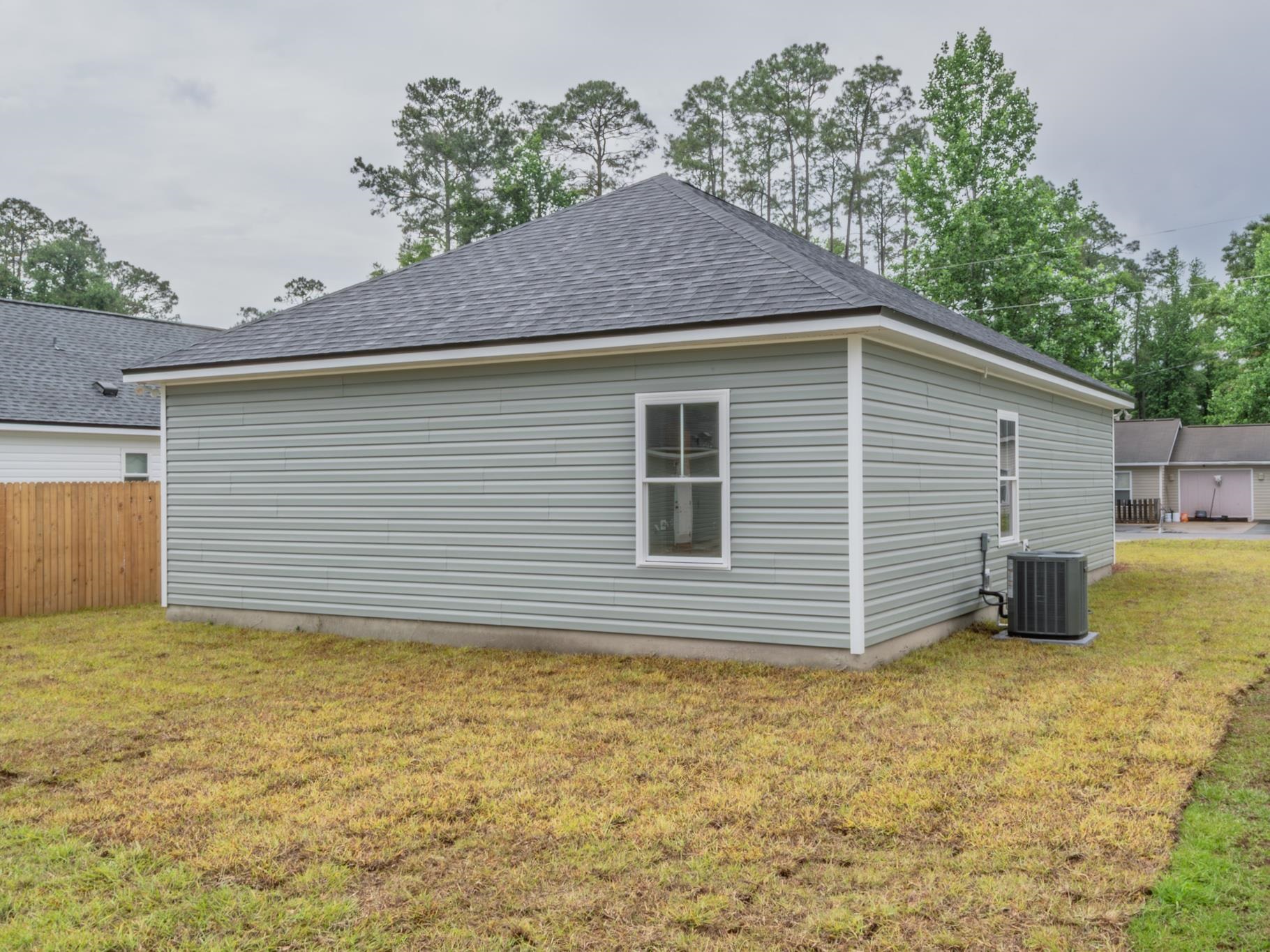 74 Redman Road Crawfordville, FL 32327 - Photo 5 of 38