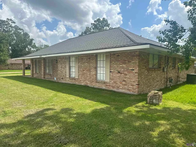 $235,000 | 3290 Monterrey Boulevard, Baton Rouge, LA 70814