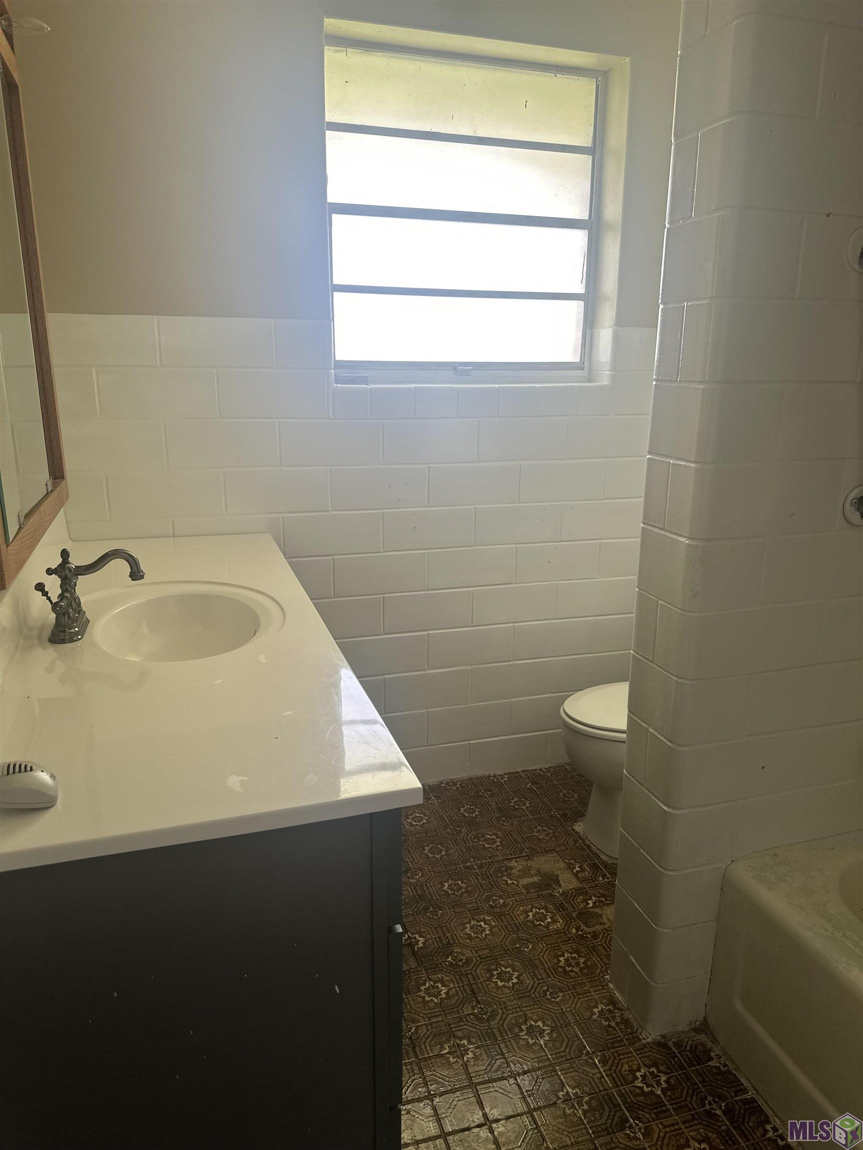 3290 Monterrey Boulevard Baton Rouge, LA 70814 - Photo 12 of 14