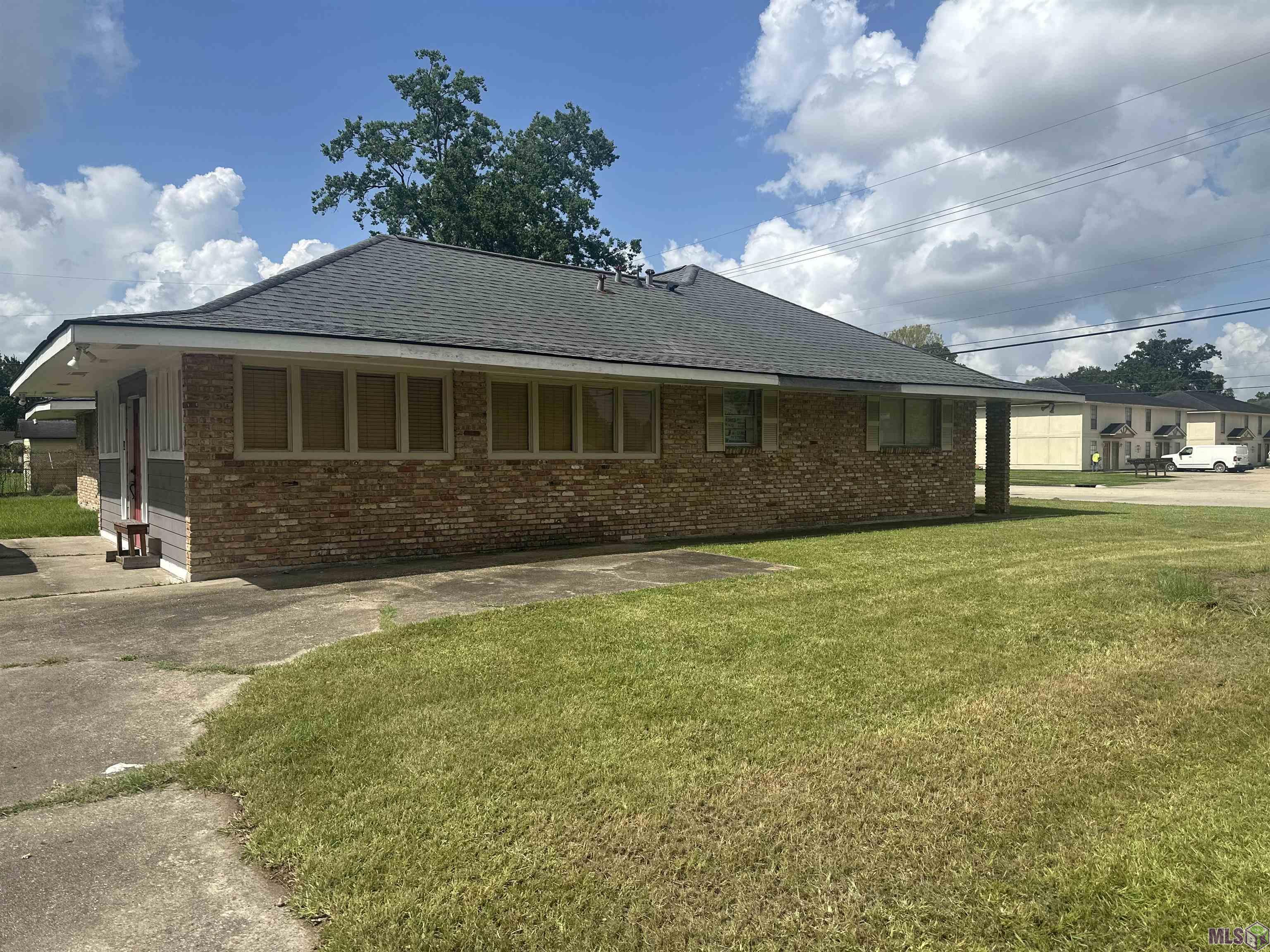 3290 Monterrey Boulevard Baton Rouge, LA 70814 - Photo 3 of 14