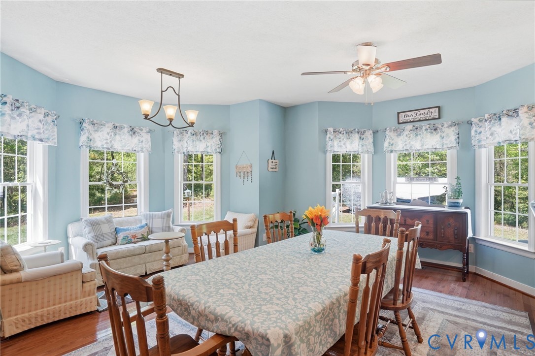 3600 Market Road Mechanicsville, VA 23111 - Photo 19 of 67 a view of a dining room with furniture window and outside view