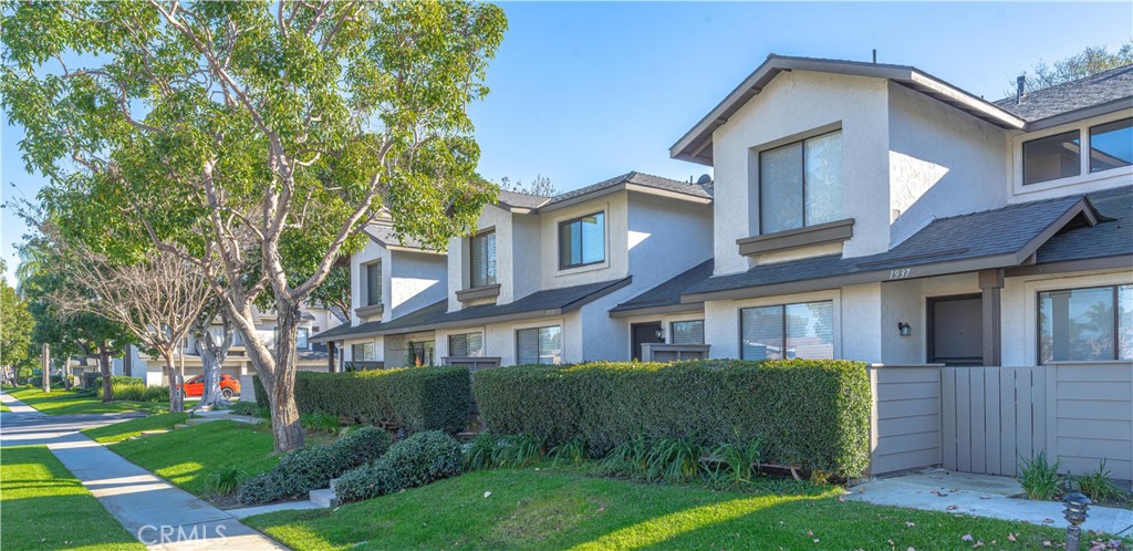 1935 West Clipper Lane, Unit 50 Anaheim, CA 92801 - Photo 2 of 35