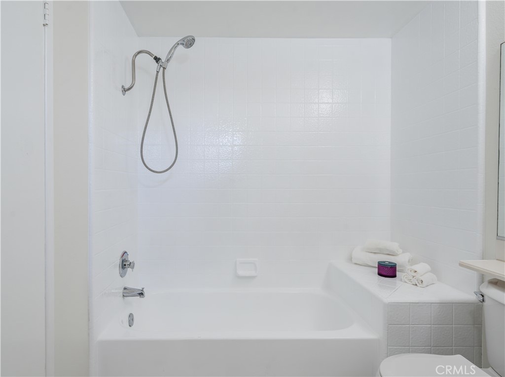 1935 West Clipper Lane, Unit 50 Anaheim, CA 92801 - Photo 23 of 35