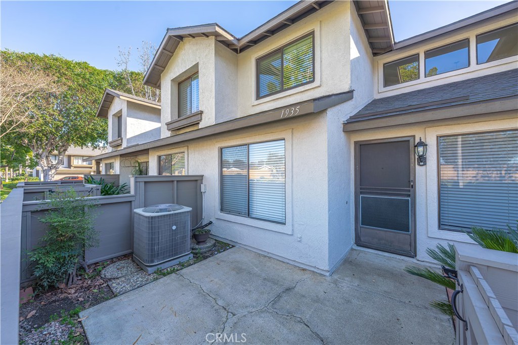 1935 West Clipper Lane, Unit 50 Anaheim, CA 92801 - Photo 6 of 35