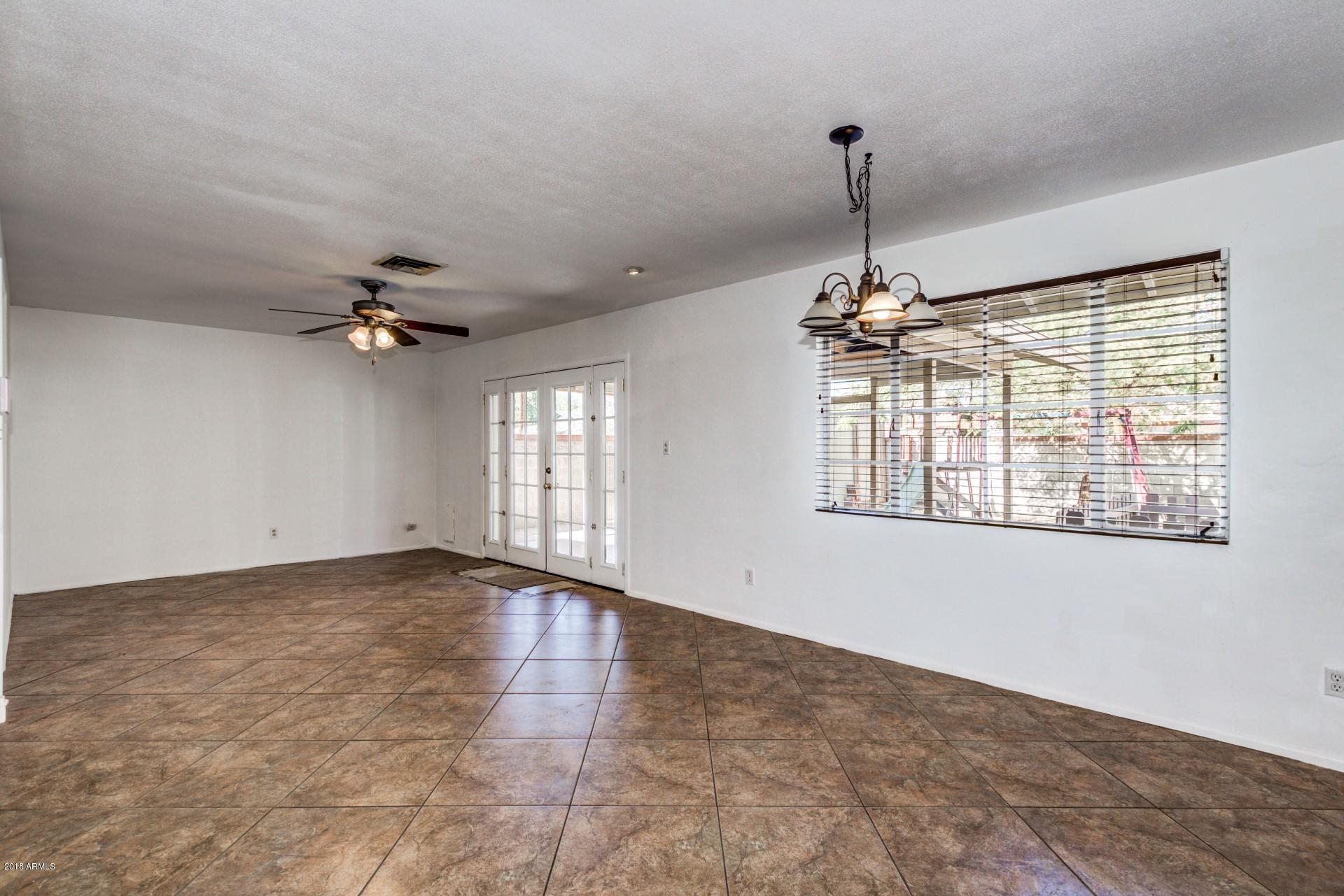 3812 West Lamar Road Phoenix, AZ 85019 - Photo 7 of 27 Lamar - 3812 (7)