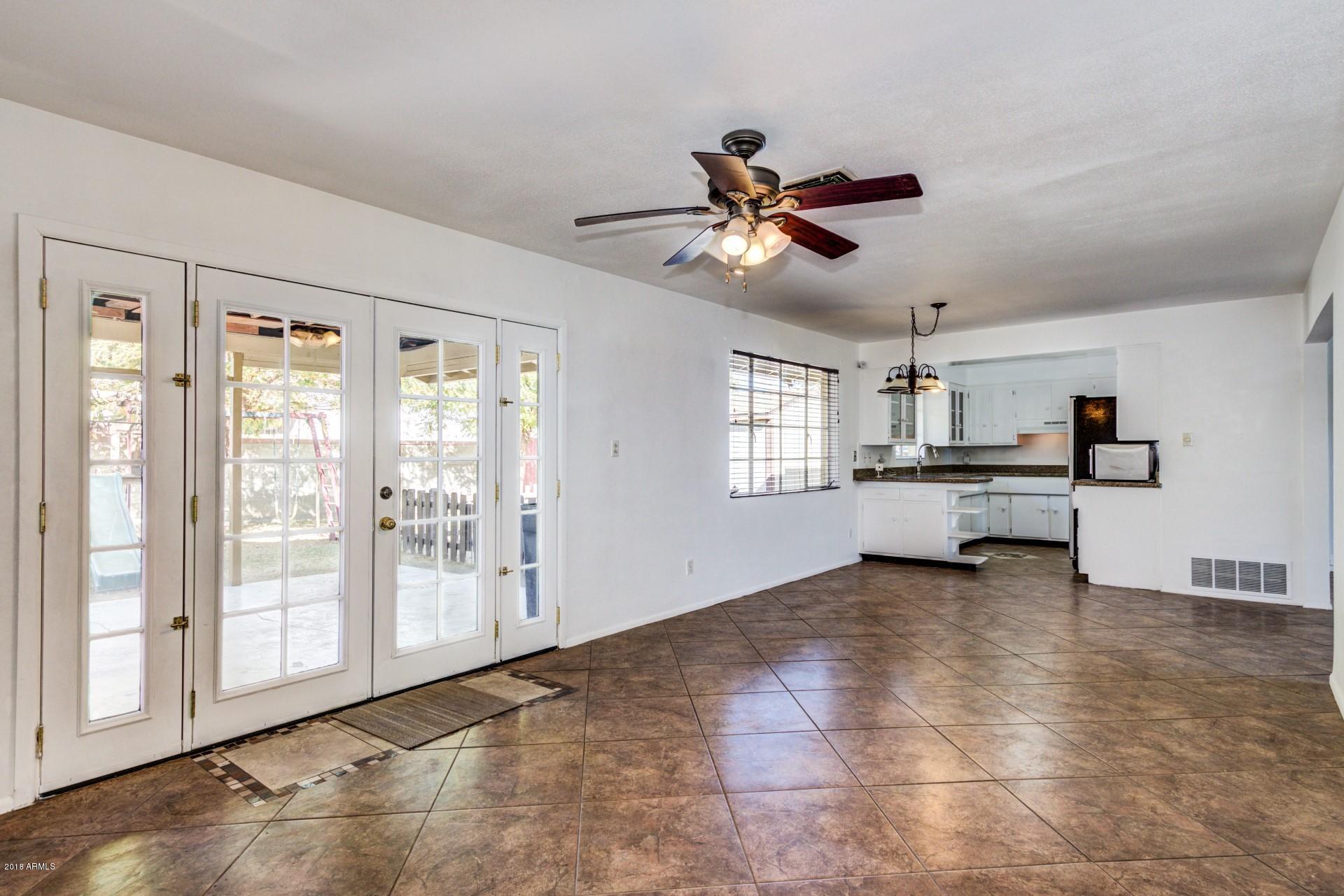 3812 West Lamar Road Phoenix, AZ 85019 - Photo 8 of 27 Lamar - 3812 (8)