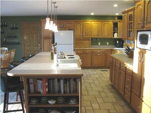 7175 Upton Road Mount Vernon, IN 47620 - Photo 10 of 36 Gallery Image 10