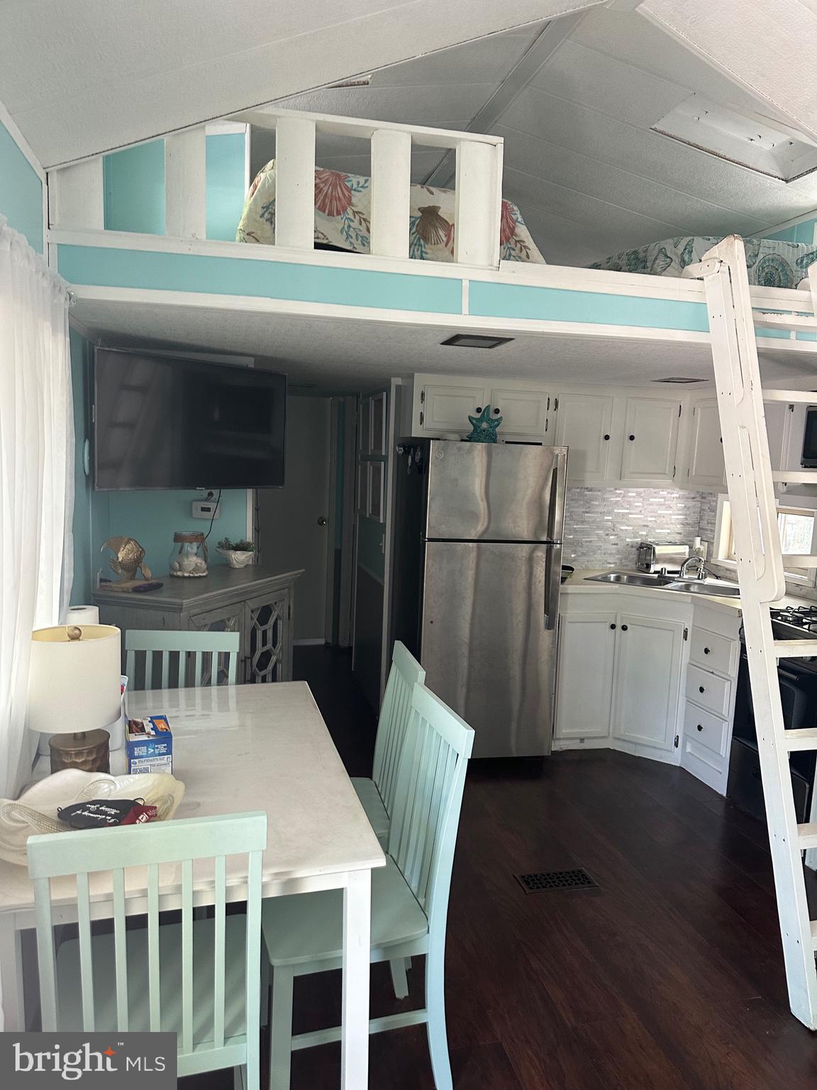 515 Corsons Tavern Road, Unit E52 Ocean View, NJ 08230 - Photo 5 of 15 Loft