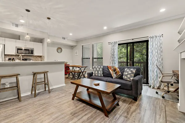 $246,000 | 3839 Dry Creek Drive, Unit 106, Austin, TX 78731