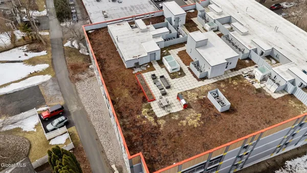 $1,100,000 | 128 Henry Street, Unit 406, Saratoga Springs, NY 12866